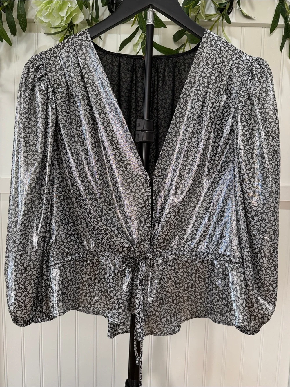 #978 FREE PEOPLE Talk That Talk Shiny Silver Floral Peplum Blouse